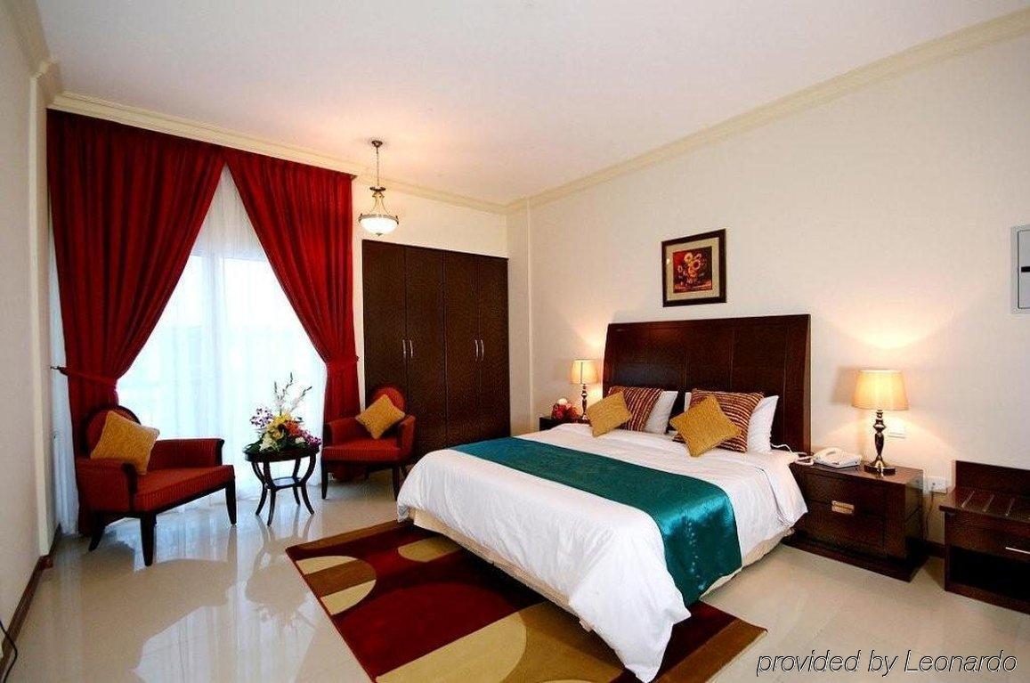Golden Square Hotel Apartments Dubai Buitenkant foto