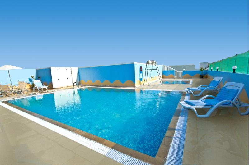 Golden Square Hotel Apartments Dubai Buitenkant foto