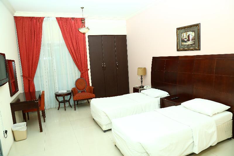 Golden Square Hotel Apartments Dubai Buitenkant foto