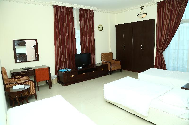 Golden Square Hotel Apartments Dubai Buitenkant foto