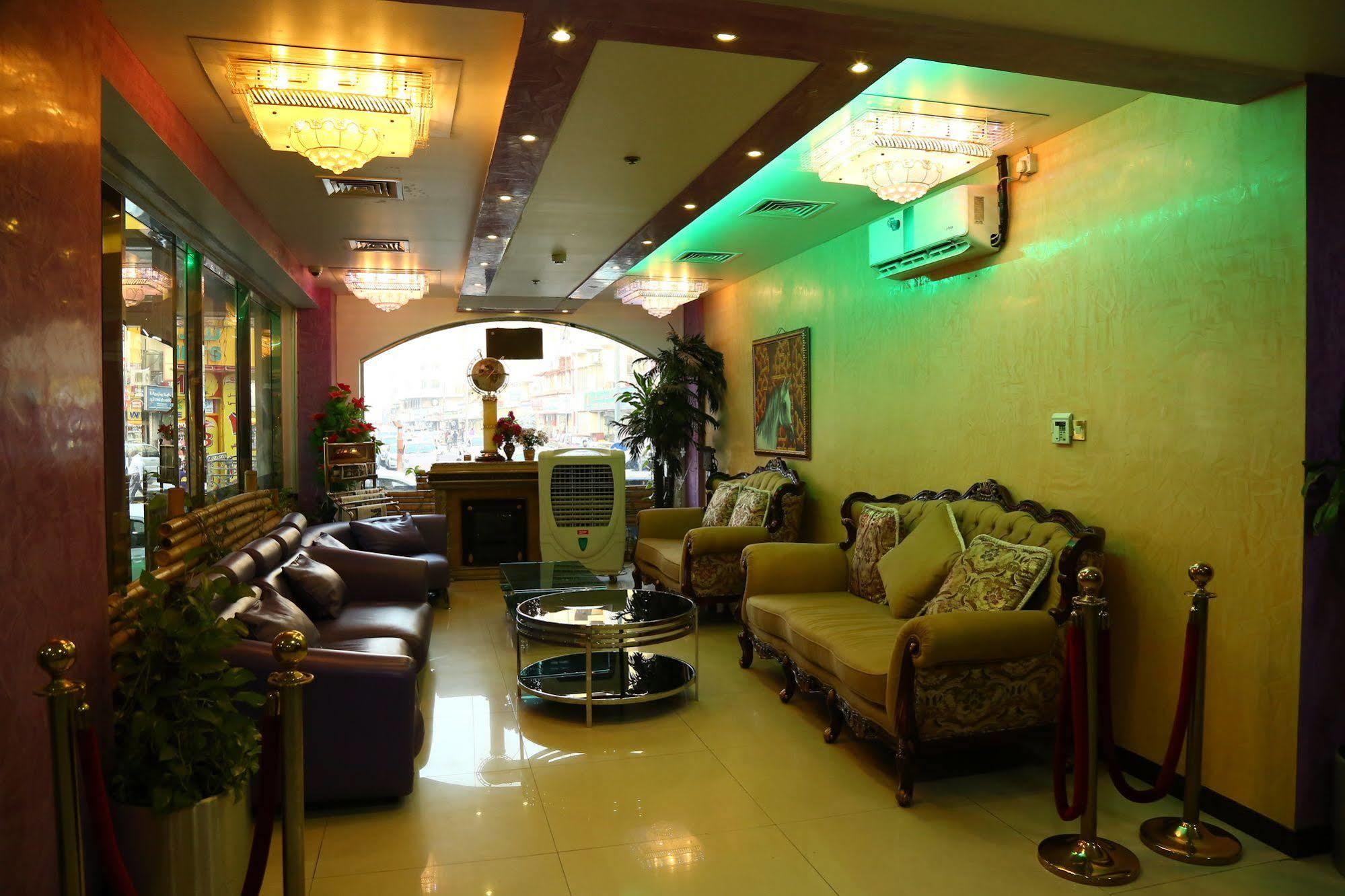 Golden Square Hotel Apartments Dubai Buitenkant foto