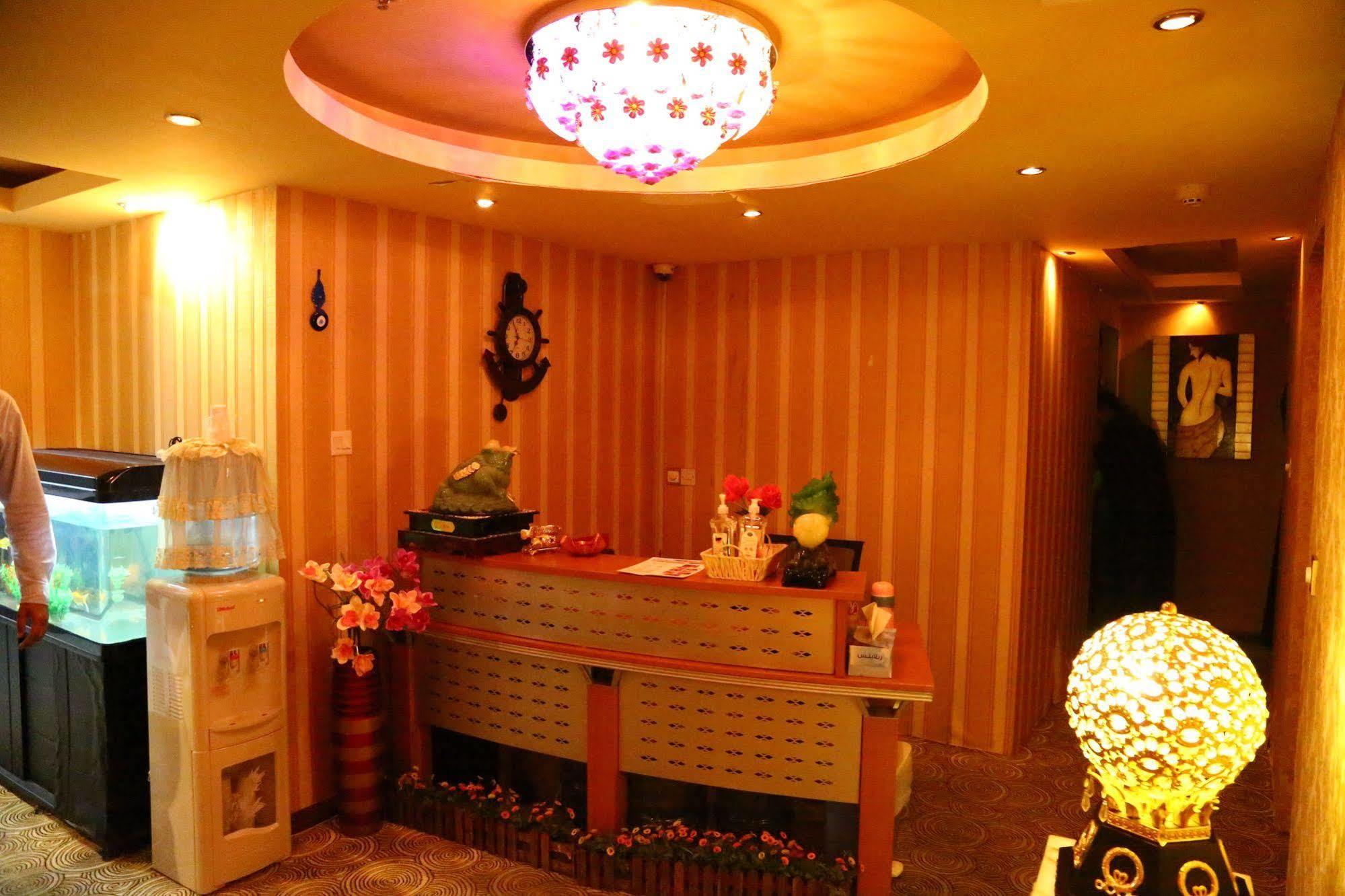 Golden Square Hotel Apartments Dubai Buitenkant foto