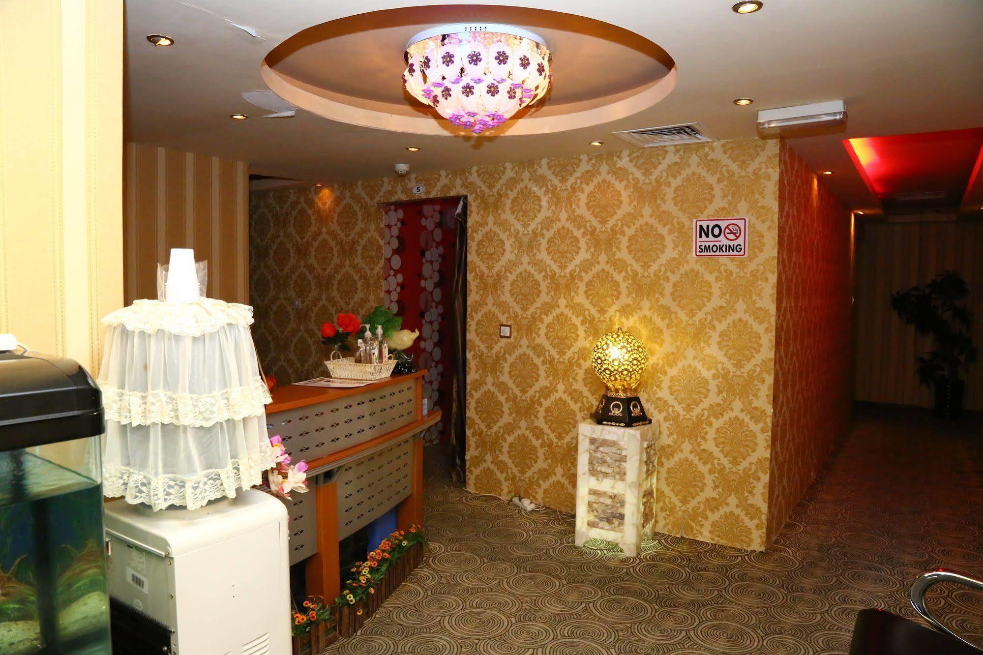 Golden Square Hotel Apartments Dubai Buitenkant foto